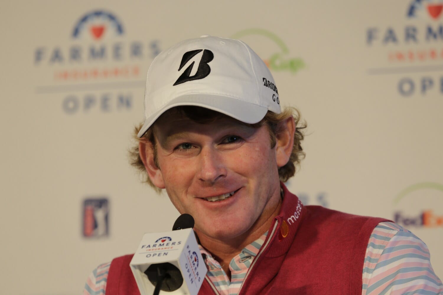 Snedeker & Rodgers lead with Lowry 9 back at the Farmers