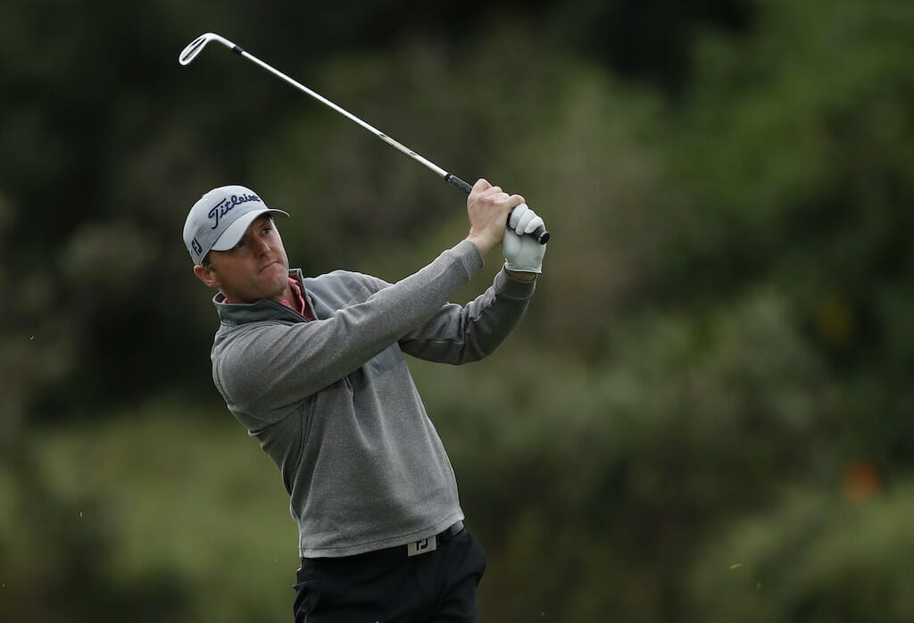 Frustrating moving day sends Hoey in wrong direction in Portugal