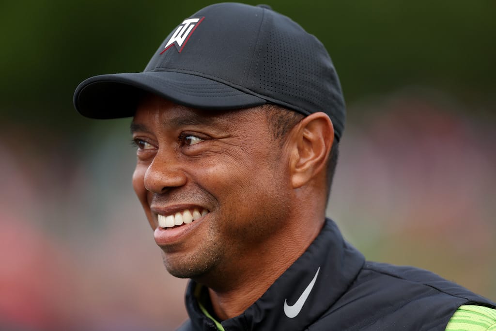 Woods’ back-up putter sells for whopping fee at auction