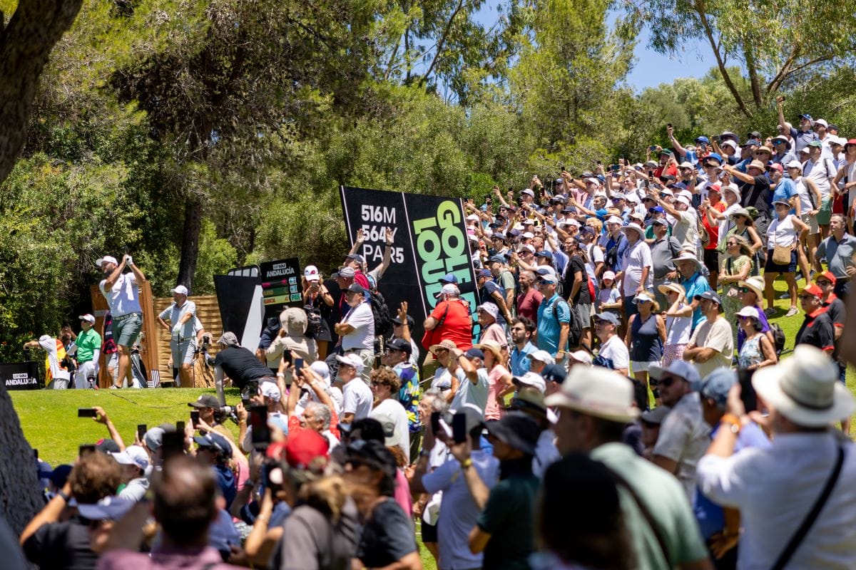 Big names struggle on windy Valderrama at LIV Golf Andalucia – Irish Golfer Magazine