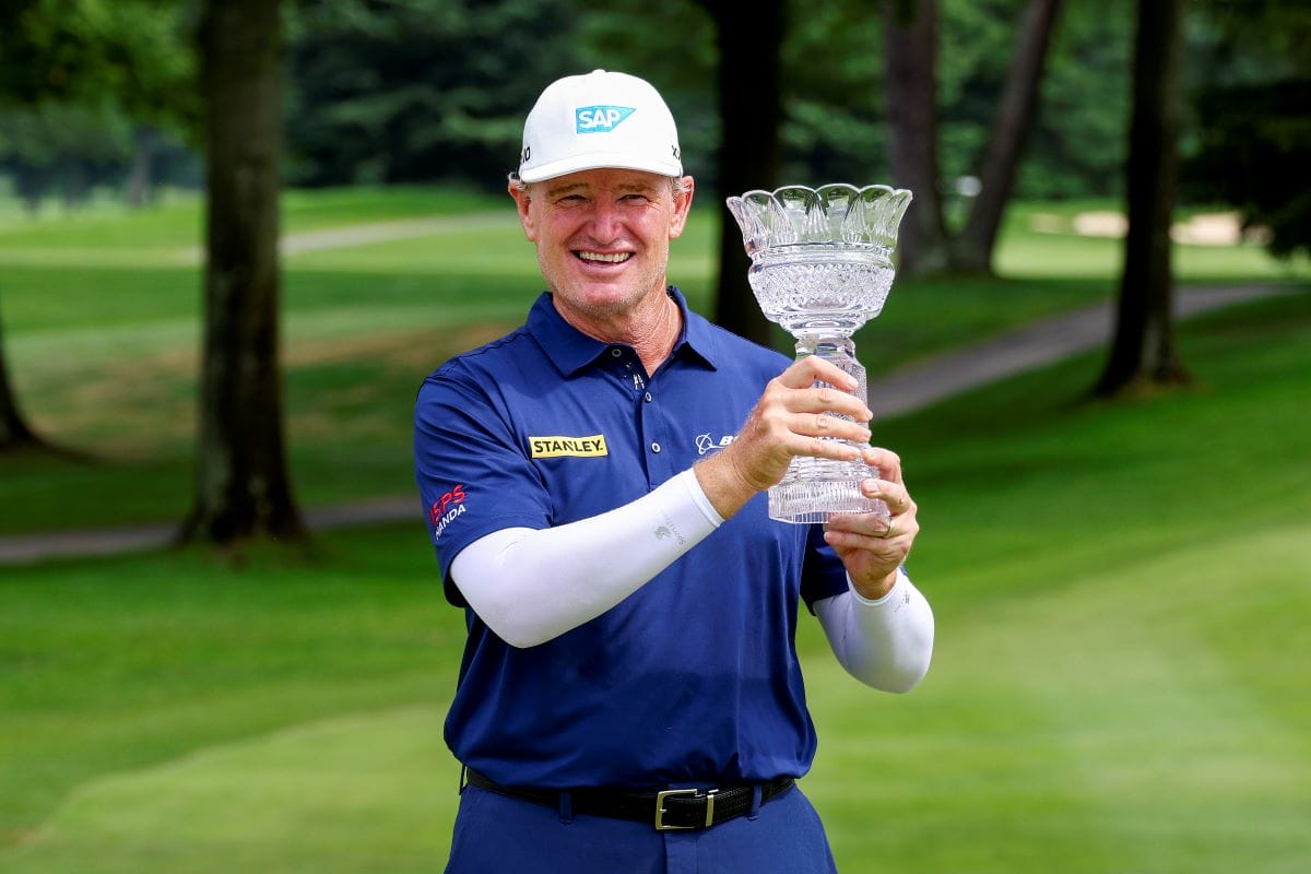 Ernie Els clinches victory at Firestone to secure first senior Major Championship – Irish Golfer Magazine